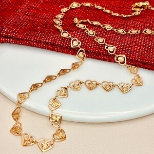 Free People Gold Heart Diamond Cut Charm Dainty Necklace